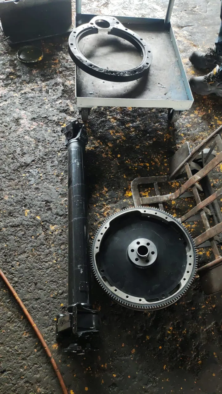 Engine flywheel and propeller shaft modification
