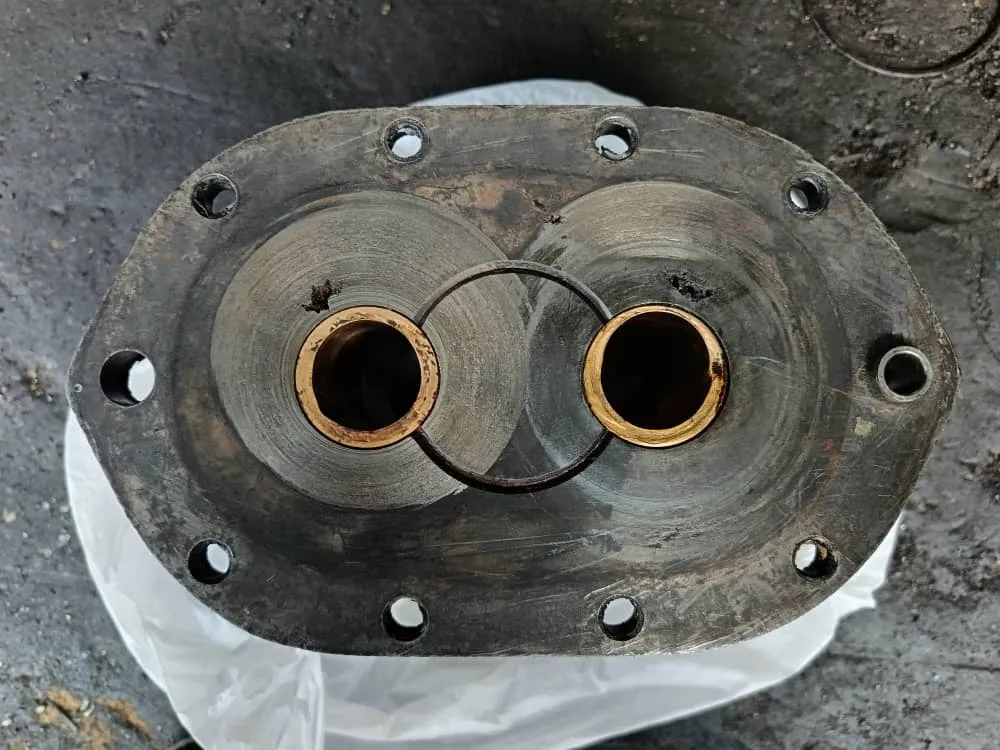 Pump housing repair